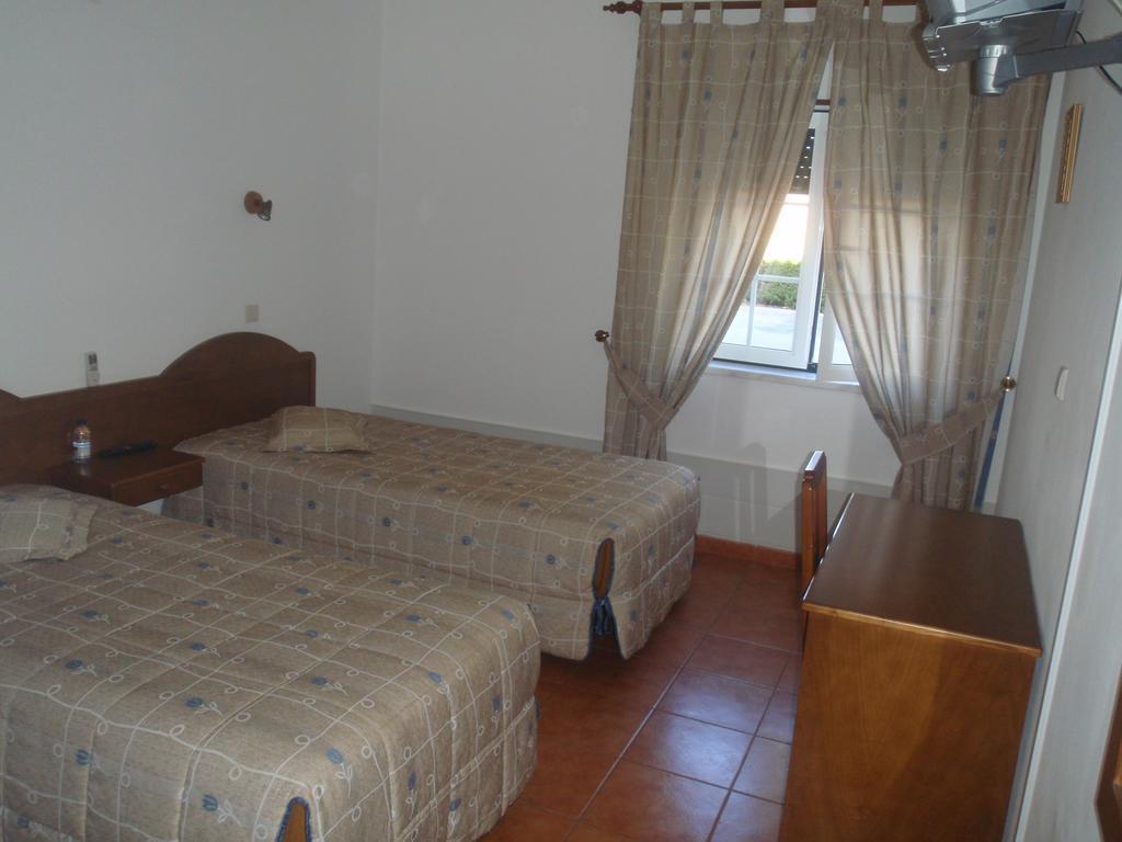 Hotel Romba Ourique Exterior photo